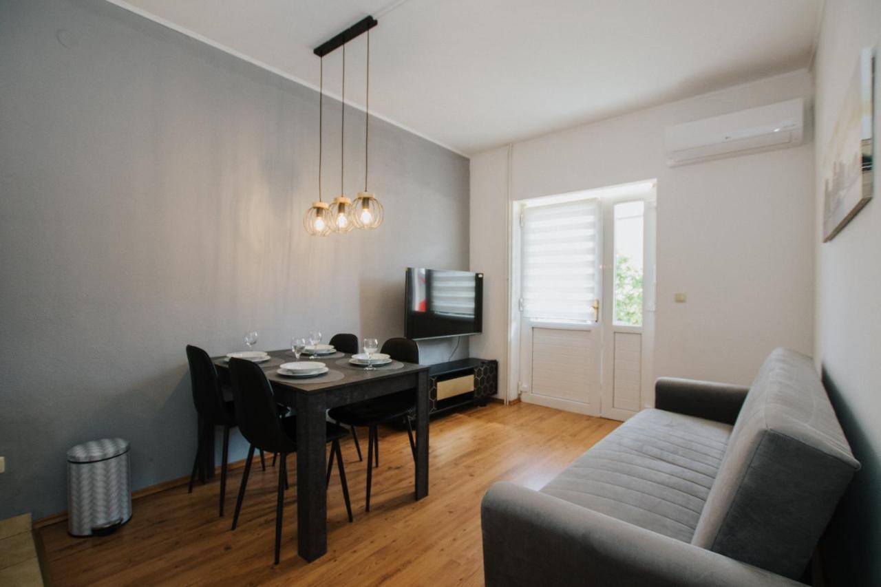 Apartment Deni Solin Exterior foto