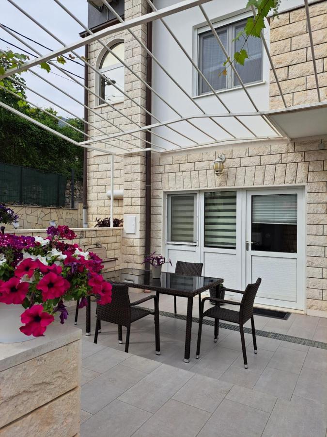 Apartment Deni Solin Exterior foto